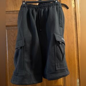 G-style NWT men’s large longer style cargo sweat shorts